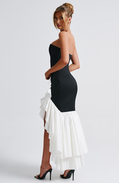 Vasileia - Off Shoulder Maxi Dress