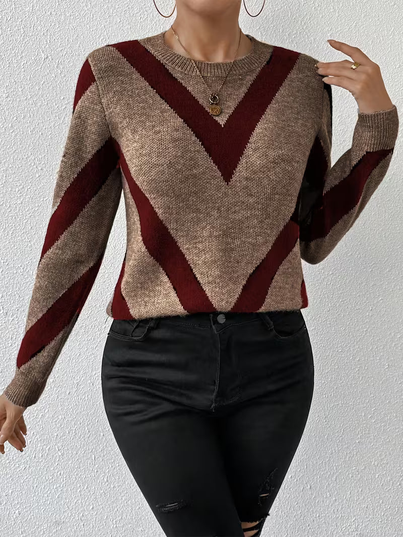 Auraflow - Geometric Pattern Round Neck Sweater