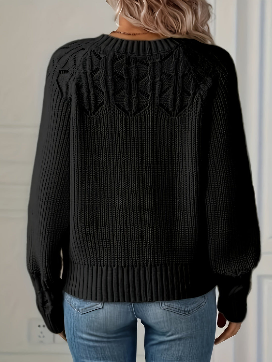 Nasia - Eelegant Long Sleeve Sweater