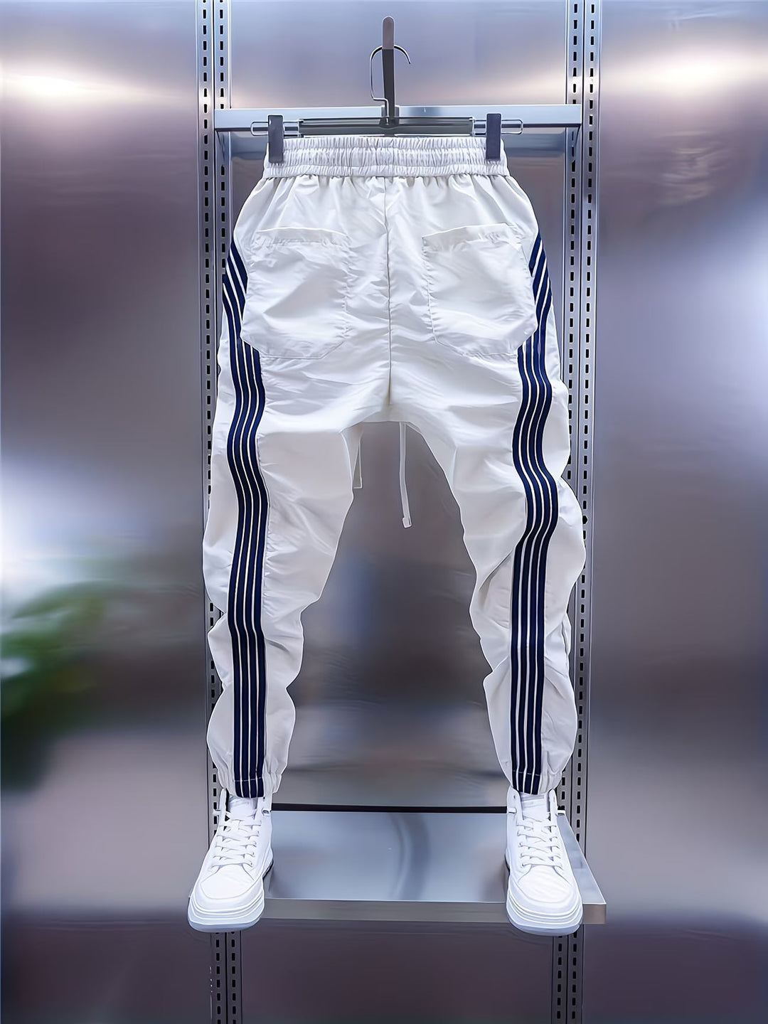 Itzik - Casual Pant With Back Pockets