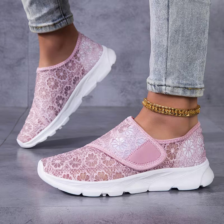 Geneenetta - Floral Lace Hook and Loop Sneakers