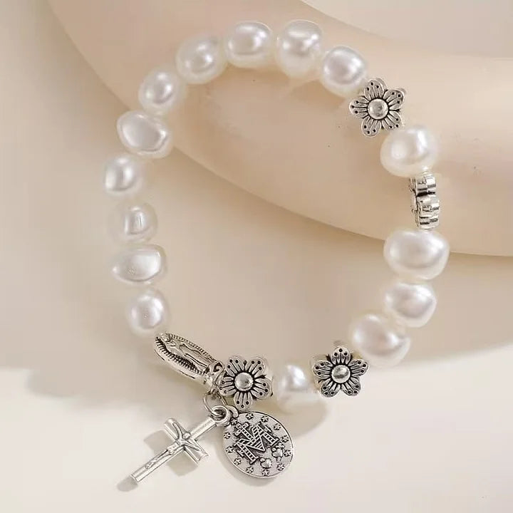 Ninetta - Serenity Virgin Mary Daisy Bracelet