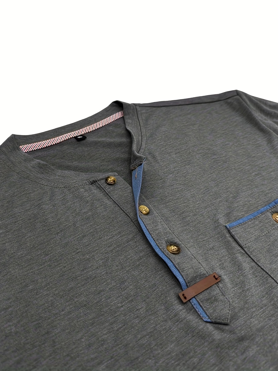 Saxon - Elegant Round Neck T Shirt With Pocket