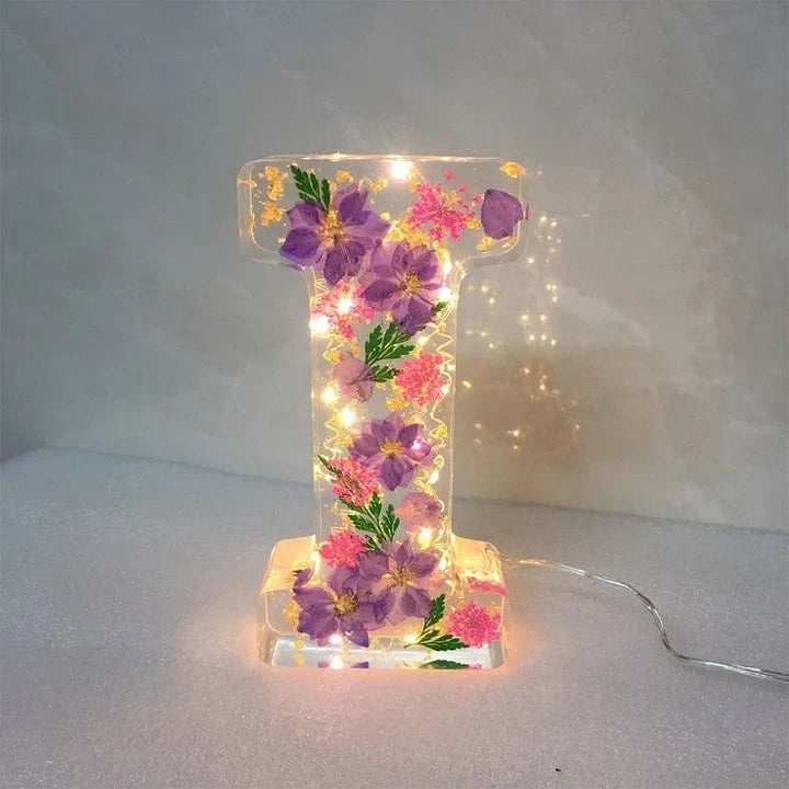 FloraShine - Handmade Flower Resin Night Lamp