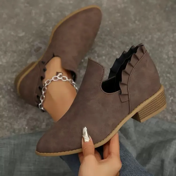 Veredah - Trendy Ankle Boot With Ruffle