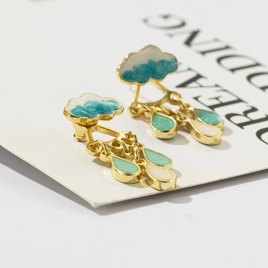 Gillie - Raindrop Pendant Earrings