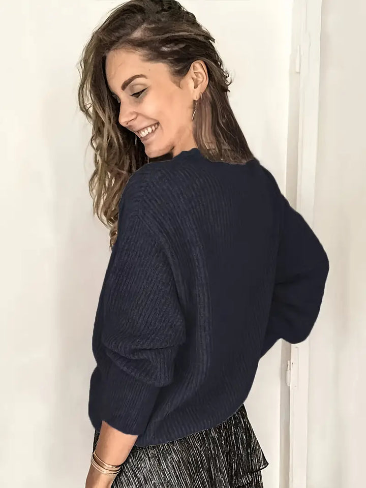 Rozelyn - Elegant V-Neck Cable Knit Sweater