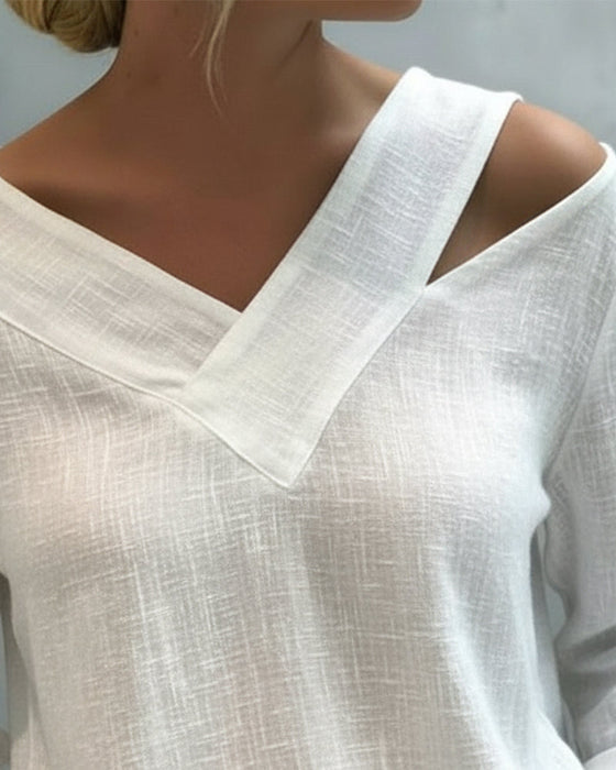 Makeeta - Elegant V-Neck Top With Straps