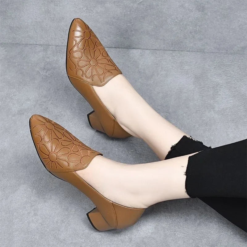 Minhora - Leather Embroidered Block Heel Pumps