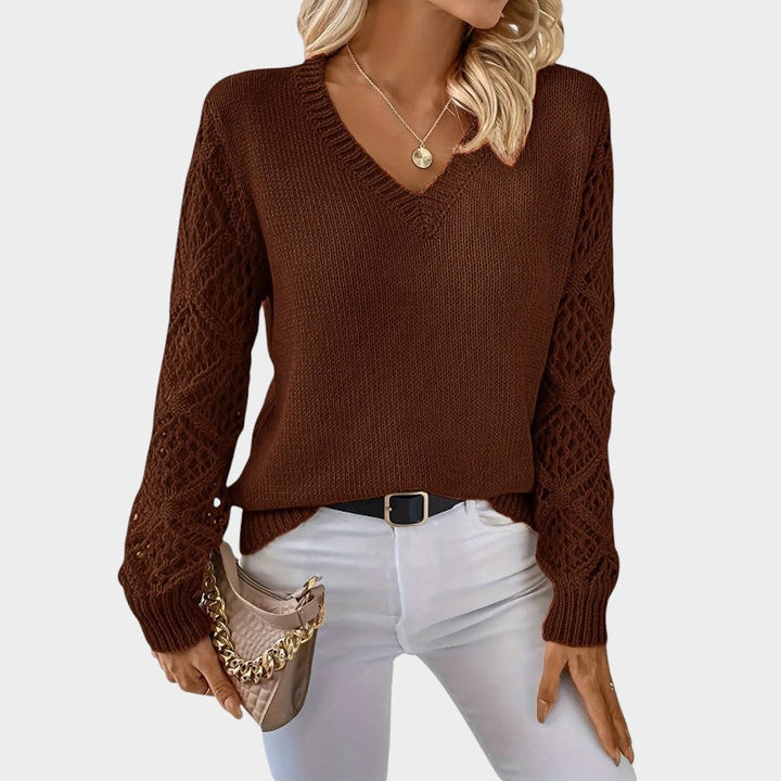 Anikka - Classic Knitted Top