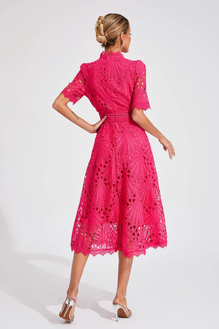 Vorelle - Casual Flower Embroidery Short Sleeve Dress