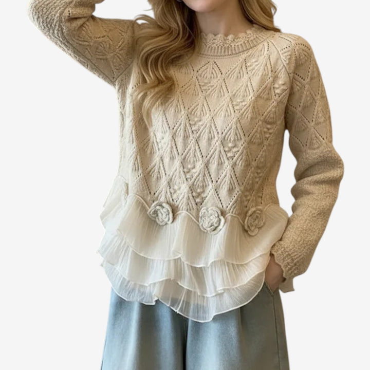 Nessa - Round NeckTextured Sweater