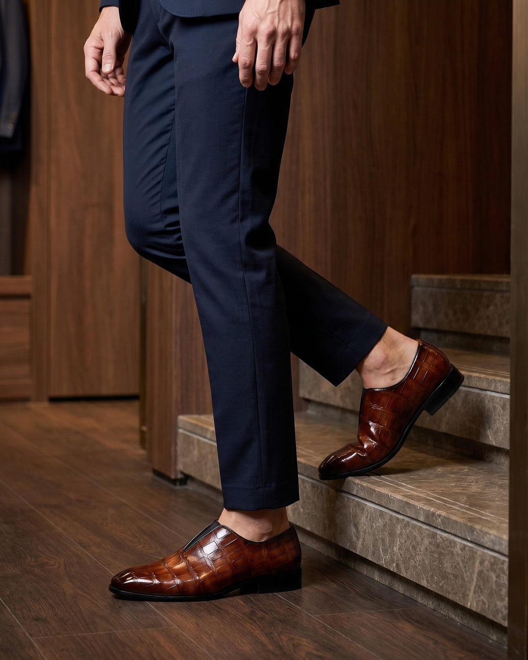 Arviian - Loafers with Crocodile Texture and Slip-On Fit