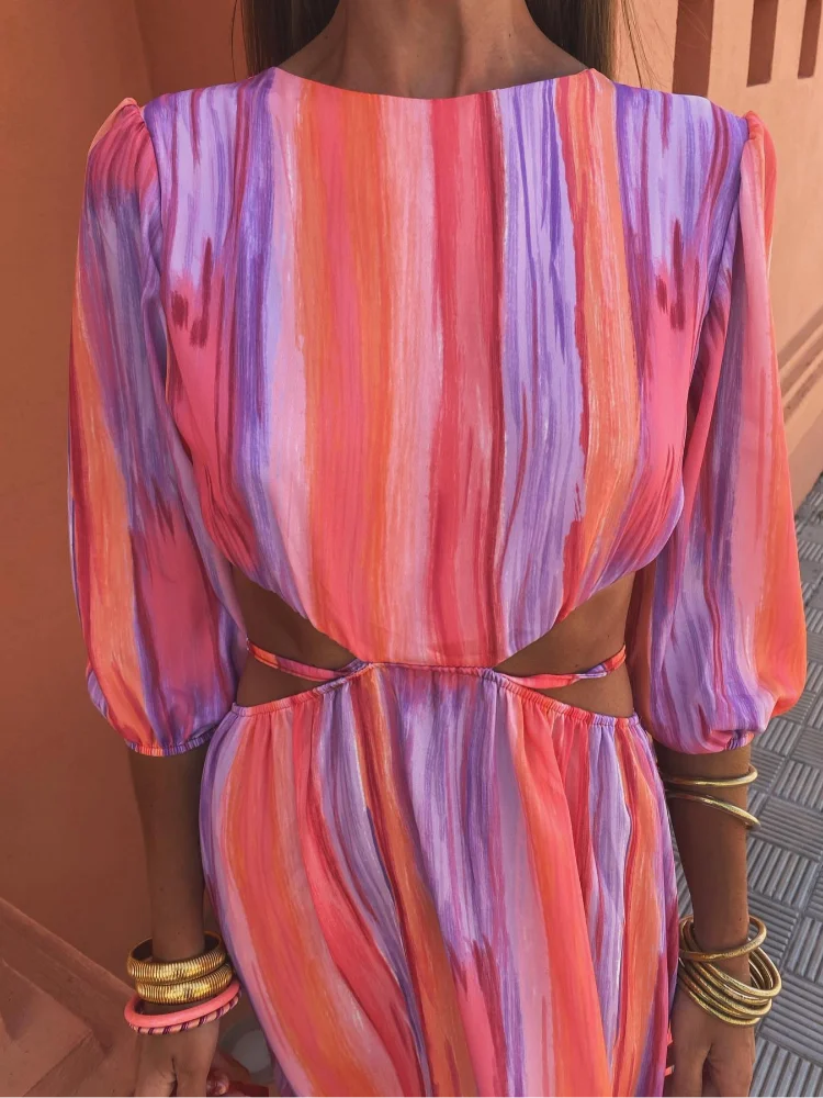 Paloma - Elegant Dress With Cut Out