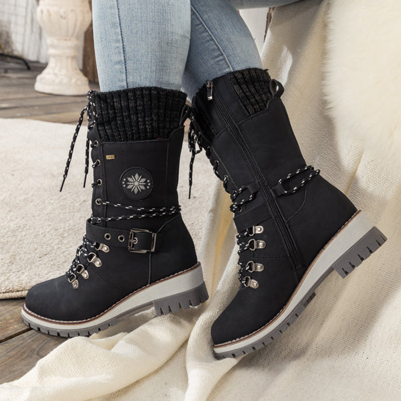 Carolina - Twist Boots With Side Zipper