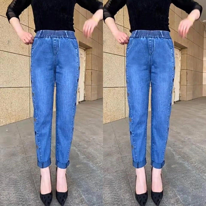 Norberta - Highly Elastic Jeans With Heart Pattern
