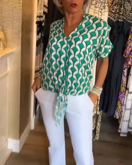 Emilya - Casual V Neck Top With Print